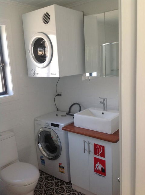 Hideaway Holiday Apartments - eAccommodation 1