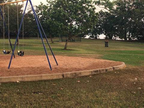 Nightcliff Foreshore Getaway - McKay Gardens - eAccommodation 34