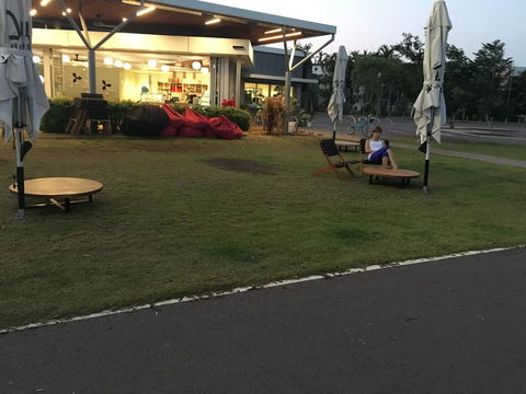 Nightcliff Foreshore Getaway - McKay Gardens - eAccommodation 22