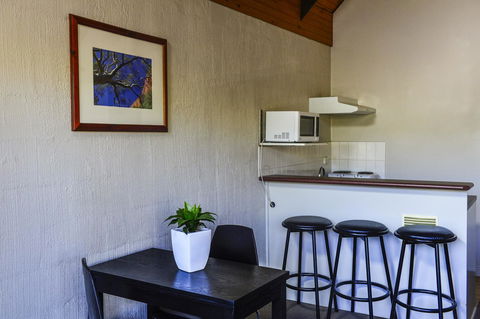 Desert Palms Alice Springs - eAccommodation 23