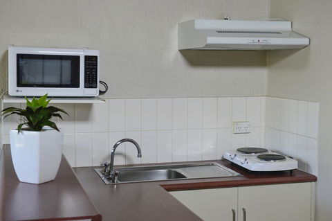 Desert Palms Alice Springs - eAccommodation 13