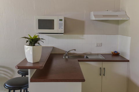 Desert Palms Alice Springs - eAccommodation 2