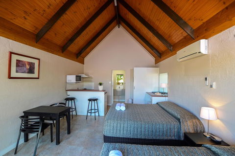 Desert Palms Alice Springs - eAccommodation 11