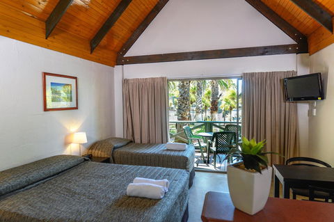 Desert Palms Alice Springs - eAccommodation 9