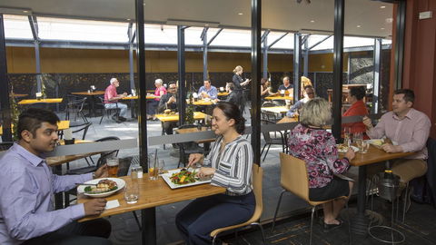 Stay At Alice Springs Hotel - eAccommodation 31