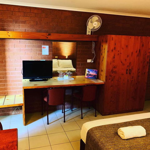 Pine Tree Motel - eAccommodation 30