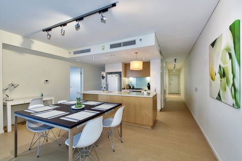 Astra Apartments Darwin - eAccommodation 3