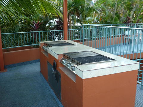 Cullen Bay Resorts - eAccommodation 17