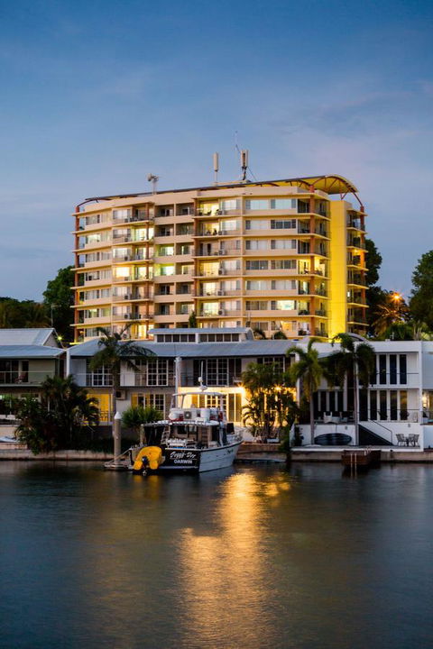 Cullen Bay Resorts - eAccommodation 14