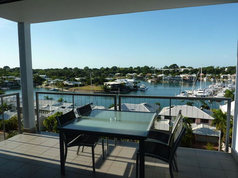 Cullen Bay Resorts - eAccommodation 20