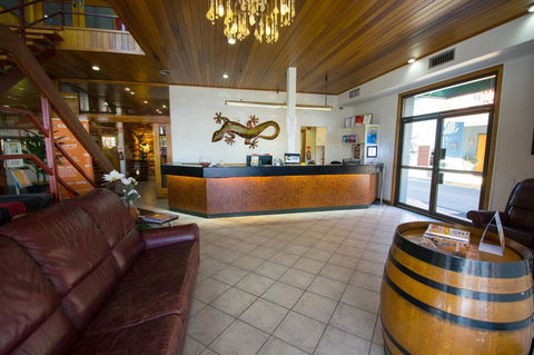 Elkira Court Motel - eAccommodation 9
