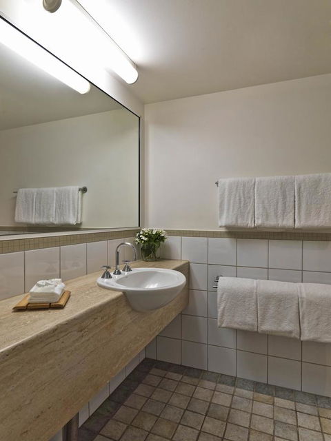 Travelodge Resort Darwin - eAccommodation 15