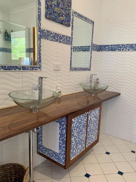 Wilmots On Dixon - eAccommodation 9