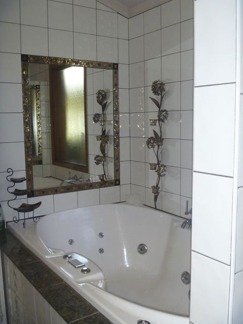 Wilmots On Dixon - eAccommodation 12