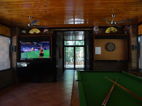 DARWIN'S SHADY ACRES RETREAT - eAccommodation 16