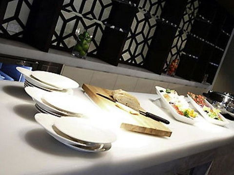 Novotel Canberra - eAccommodation 30