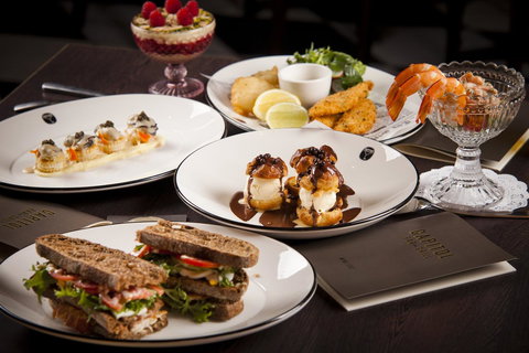 QT Canberra - eAccommodation 31