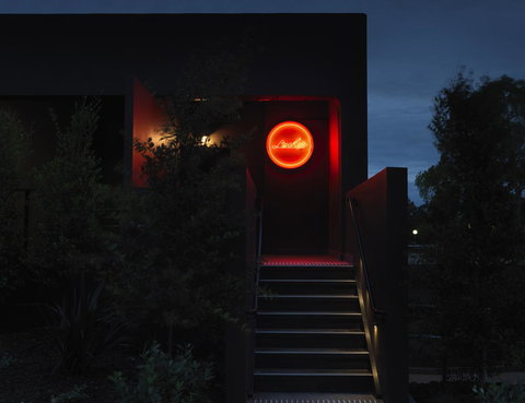 QT Canberra - eAccommodation 17