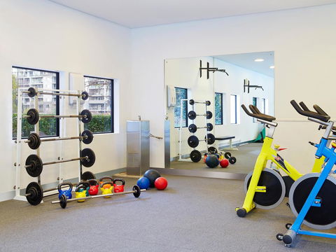 Crowne Plaza Canberra, An IHG Hotel - eAccommodation 5