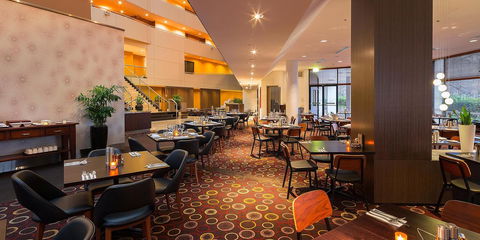 Crowne Plaza Canberra, An IHG Hotel - eAccommodation 4