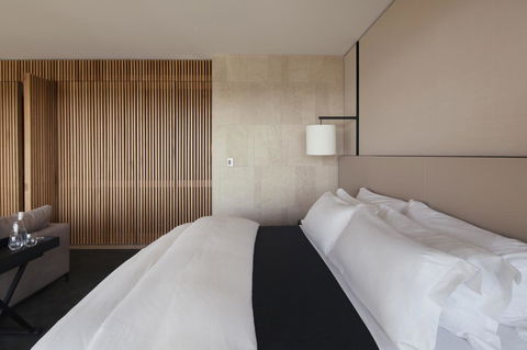 Hotel Realm - eAccommodation 18