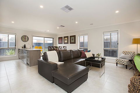 BOUTIQUE STAYS - Carinya - eAccommodation 0