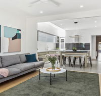 Boutique Stays - Victorian Vogue Richmond House - eAccommodation
