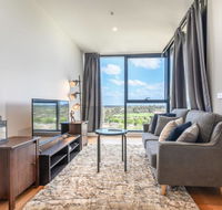 Box Hill 1 Bedroom Apartment with Ultimate View - eAccommodation