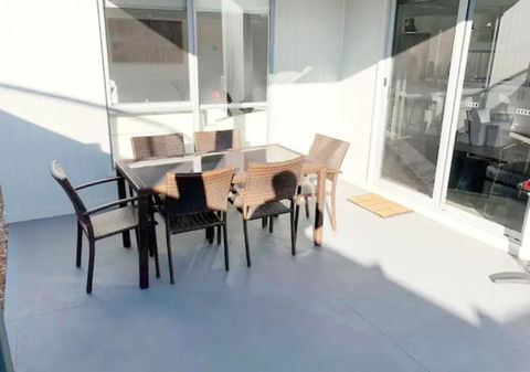 Brand New Home, 10 Mins To Beach, Torquay, Geelong, Deakin, Hospitals - eAccommodation 3