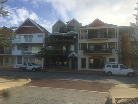 Breakwater Short Stay - eAccommodation 0