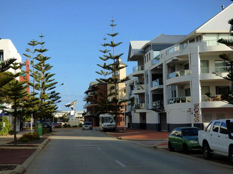 Breakwater Short Stay - eAccommodation 2