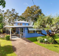 Bribie Beach House Waterfront directly across the road - Solander Esp Banksia Beach - eAccommodation