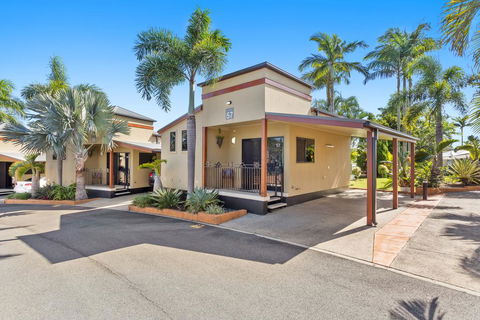 Brisbane Holiday Village - eAccommodation 1