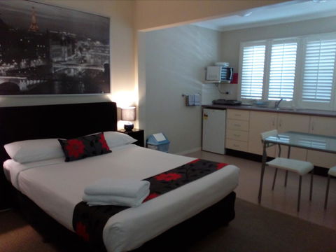 Brisbane Street Studios - eAccommodation 1