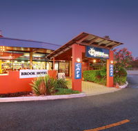 Brook Hotel - eAccommodation