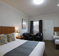 Cadman Motor Inn and Apartments - eAccommodation