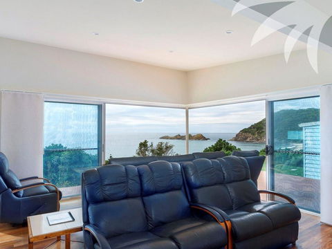 Cair Paravel At Seal Rocks - eAccommodation 3