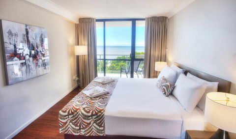 Cairns Plaza Hotel - eAccommodation 3