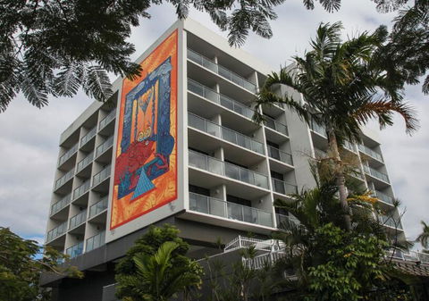 Cairns Plaza Hotel - eAccommodation 1