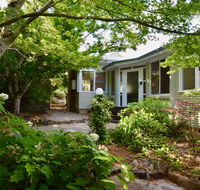 Calamandah House of Blackheath - eAccommodation