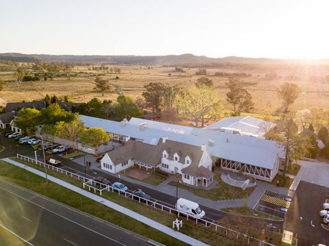 Camden Valley Inn - eAccommodation 0