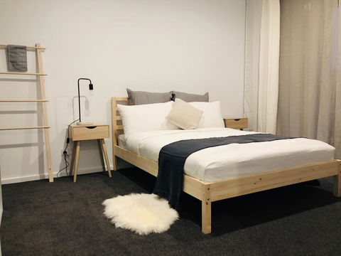 Canberra CBD Apartment 2BR 2BA 1Carpark - eAccommodation 1