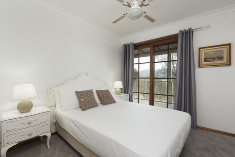 Cants Cottage - eAccommodation 2