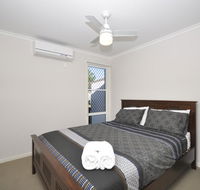 Capricorn Villas - eAccommodation