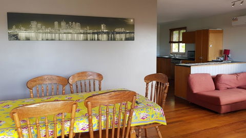 Cedar Lookout - eAccommodation 3