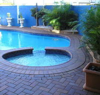 Centrepoint Motor Inn - eAccommodation