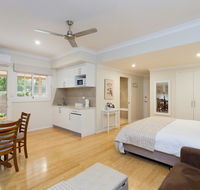 Chapel Woods Bed and Breakfast - eAccommodation