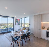 Chloe Serviced Apartment 2 Bedroom Deluxe - eAccommodation