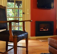Circa Red London Daylesford - eAccommodation