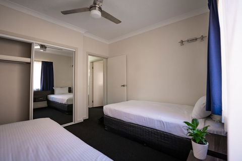 Comfort Inn And Suites Robertson Gardens - eAccommodation 2